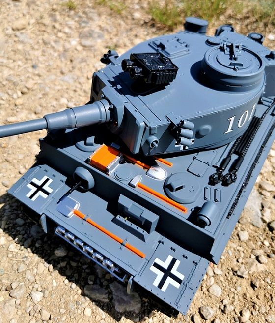 RC 2,4 Ghz Panzer TIGER Ferngesteuerter Kampfpanzer mit Schussfu. in Rottenburg a.d.Laaber