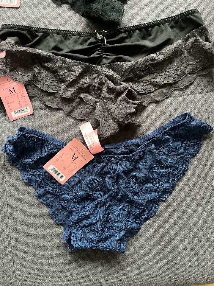 Hunkemöller Unterwäsche, Gr. M, 7 Stück, neu! in Düsseldorf