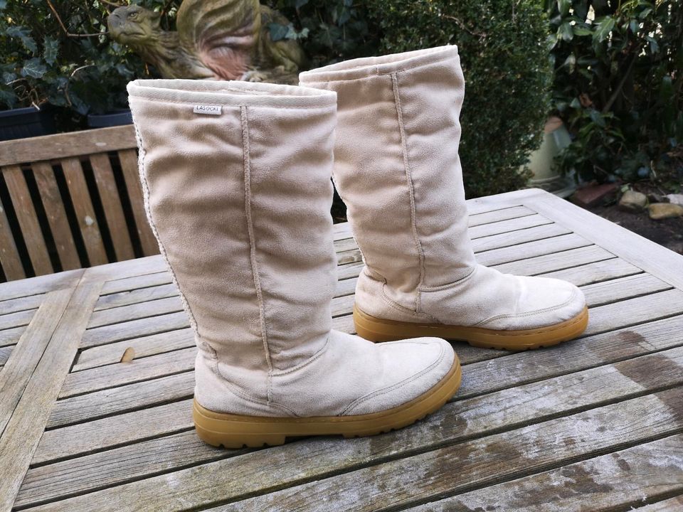 Gefütterte Winter Stiefel Lasocki ivory Gr. 40 in Hamburg