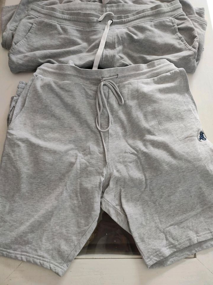 Kurze leichte Shorts in Delbrück