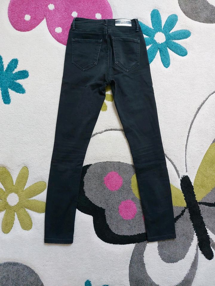 Mädchen, Damen, Jeans, Hosen, XS Länge 32, Only in Herbstein