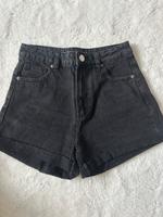Kurze schwarze Hose „Hotpants“ M, High Waist, Top Zustand Bayern - Erding Vorschau