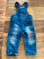 Latzhose Jeans Größe 74 Baden-Württemberg - Holzgerlingen Vorschau