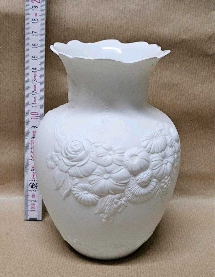 Kragenvase Kaiser Bisquit Porzellan Jugendstil 1349/2 M.Frey in Hamm