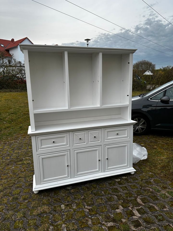 Zu verkaufen ist hier eine Ikea Kommode in Ansbach