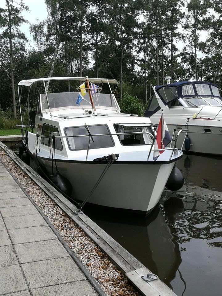 Motor-Kajütboot, Diesel in Gremmendorf