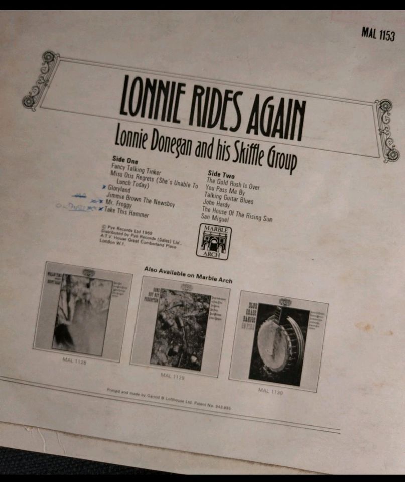 LPs Lonnie Donegan A golden Age, Rides again in Schlüchtern