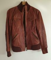 Tolle Lederjacke von ESPRIT, weinrot, wie neu, Größe S Baden-Württemberg - Plochingen Vorschau