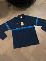 Nike Trainingsjacke/ M / NEU mit Etikett / Limited Edition Berlin - Tempelhof Vorschau