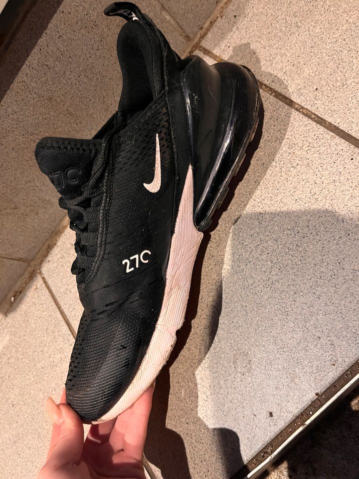 Nike Herren Schuhe ! 42 in Prüm