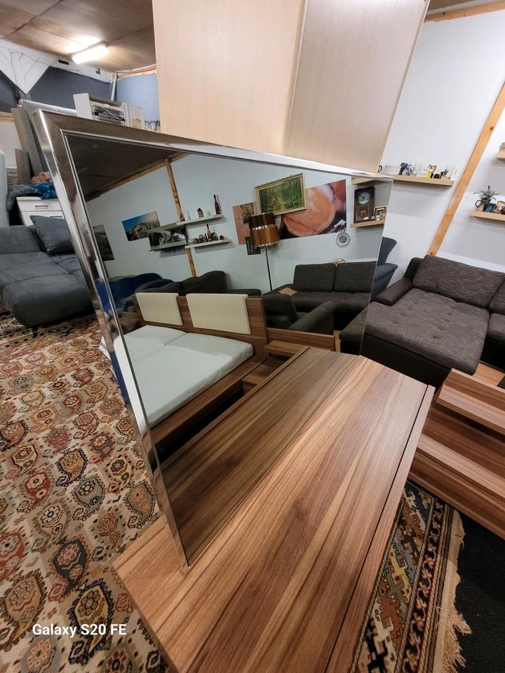 Schlafzimmer Bett Kommode Matratze "Nobilia" Marken Hochwertig in Hannover