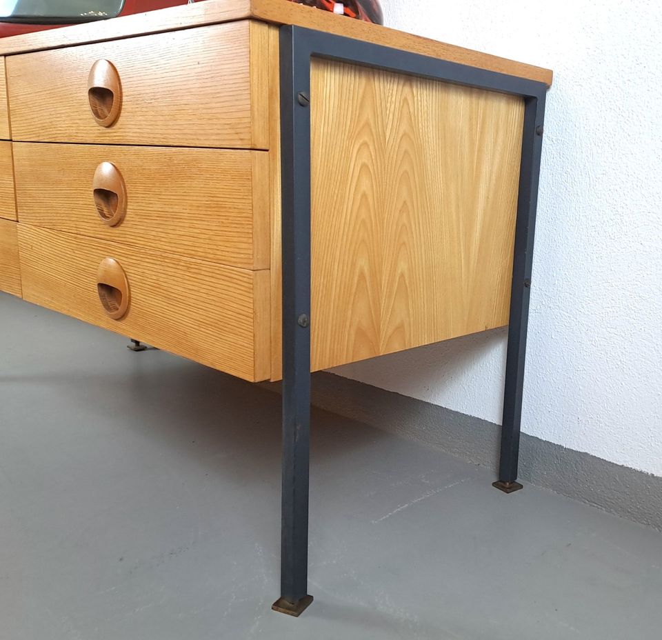 Kommode Hellerau 430 Nebelung Sideboard Esche 60er Jahre Vintage in Dresden