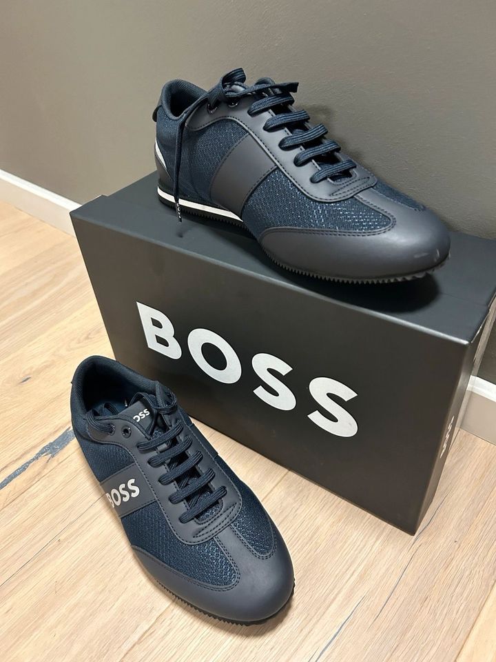 Sneakers Rusham Hugo Boss Original Gr.42 dunkel Blau NEU in Rühen