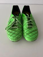 **nike Fußballschuhe neon grün gr. 39** Niedersachsen - Neu Wulmstorf Vorschau