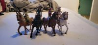 4 Reiterinnen mit ihrem Pferd und sattelzeug Bayern - Coburg Vorschau