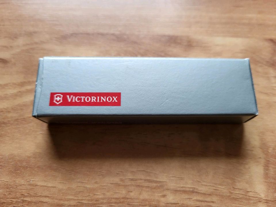 Victorinox Schweizer Taschenmesser Spartan rot ALT NEU in Roßdorf