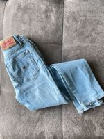 Tommy Hilfiger kinder jeans Slim Jeans 128 Niedersachsen - Sehnde Vorschau