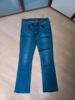 Jeans s.Oliver Damen Smart Bootcut Gr. 33 W 34 L Sachsen - Syrau Vorschau