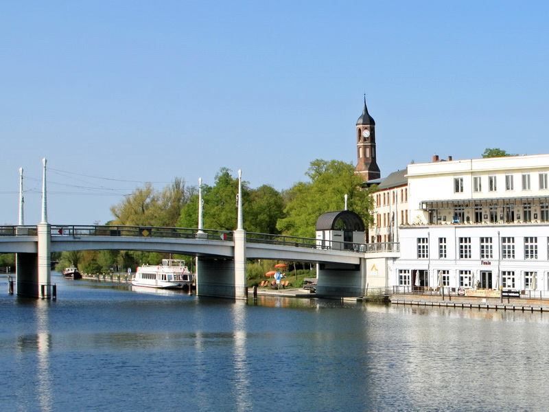 Attraktives Paket von zwei Mehrfamilienhäusern in Brandenburg an der Havel