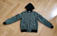 Jacke H&M Gr. 146 152 Pilotenjacke Blouson abnehmbare Kapuze Berlin - Pankow Vorschau