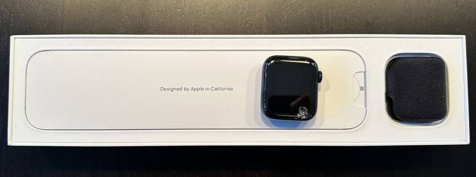 Apple Watch Series 5 Schwarz 40mm Edelstahl GPS+Cellular in Hodenhagen