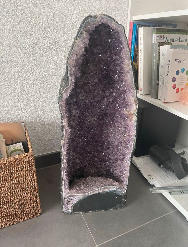 Große Amethyst Bergkristall Druse in Gerolfingen