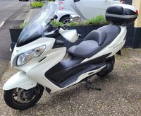 Scooter Suzuki Burgman 400, Bj. 2012, weiß, mit Original Topcase Nordrhein-Westfalen - Übach-Palenberg Vorschau