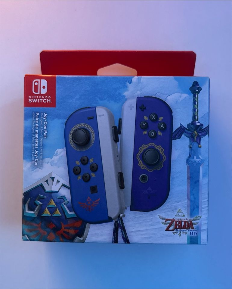 Nintendo Switch Joy Con Controller Zelda Limited Edition in Jülich