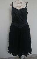 Schwarzes Kleid Bayern - Mering Vorschau