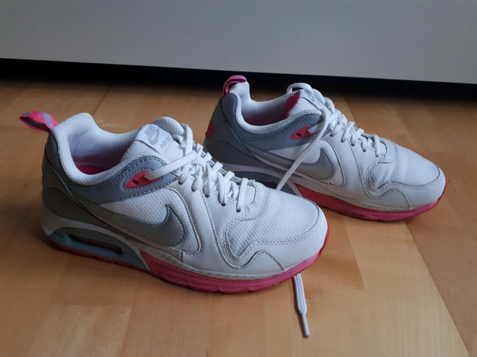 Nike Air Max LUNARLON Gr 38.5 in Reiskirchen