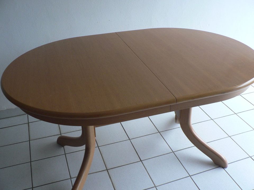 Tisch, Esszimmertisch, Buche, oval, ausziehbar in Höxter