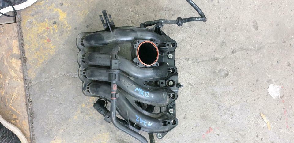 Ansaugbrücke Ansaugkrümmer Vw Seat 1,4 86ps BXW Motor 036129709 in Minden