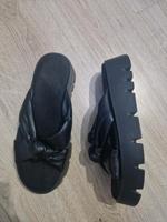 Pantoletten Sandalen Plateau Gr.40 schwarz Nordrhein-Westfalen - Hagen Vorschau