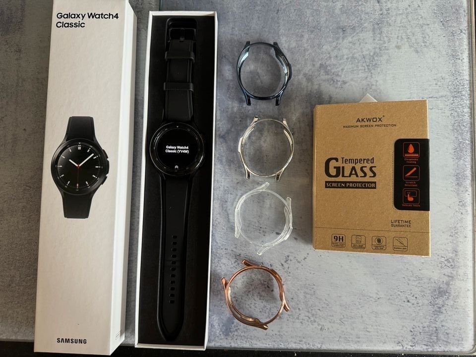 Samsung Galaxy Watch 4 Classic LTE Bluetooth in Schwalbach