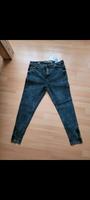 röhrenhose c&a röhrenjeans neu 44 Hessen - Lahnau Vorschau