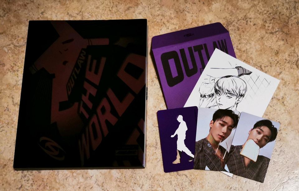 Ateez The World EP.2: OUTLAW Alben mit allen Inclusions in Waldbrunn