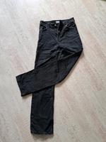 Jeans Bershka Grösse 34 Nordrhein-Westfalen - Moers Vorschau