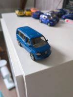 Siku Sammlung blaue + gelbe+ orange PKW Spielzeugauto Nordrhein-Westfalen - Herzogenrath Vorschau