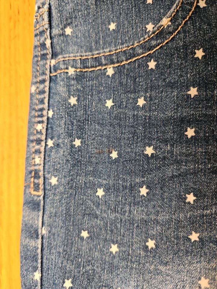 Jako-o Jeans Shorts 128 Sterne Mädchen in Eggenstein-Leopoldshafen