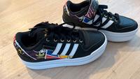 ADIDAS - Sneaker - Gr. 42 Bayern - Geiselbach Vorschau