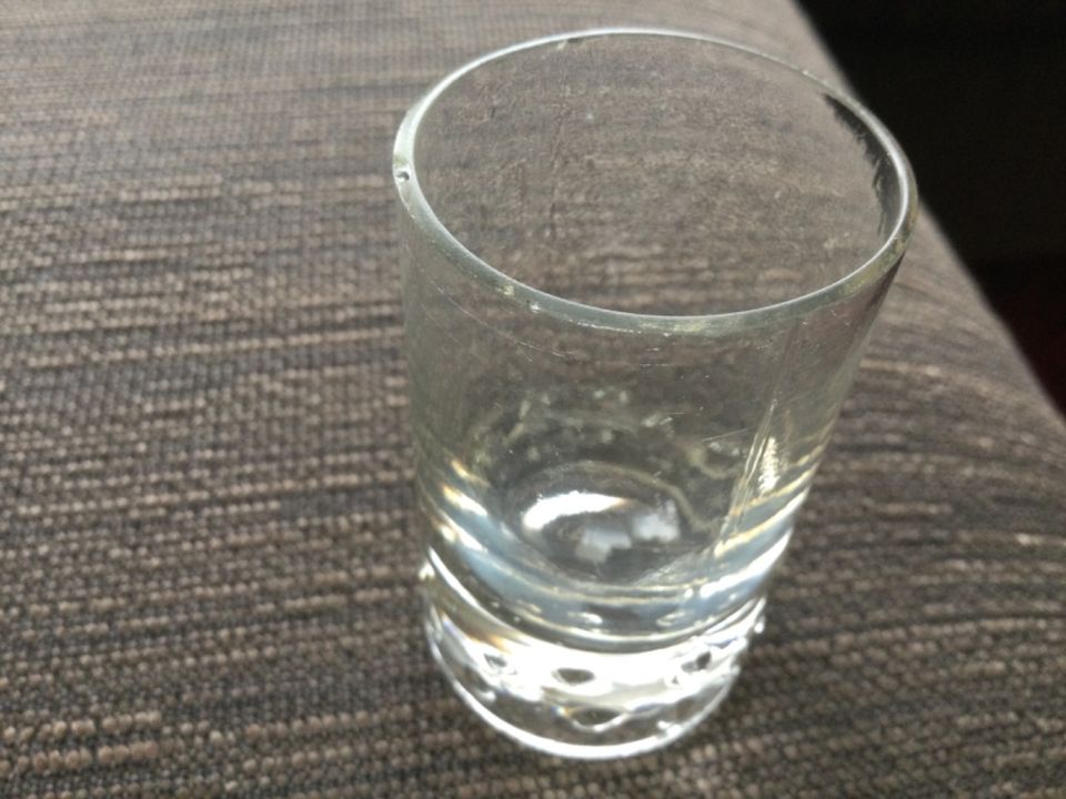 3 sehr alte Shotgläser Vodka Schnaps Gläser antik rar Pressglas in Gerolsheim