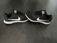 Nike Downshifter 7 Schuhe Sportschuhe Turnschuhe Sneaker - 45 Hannover - Misburg-Anderten Vorschau