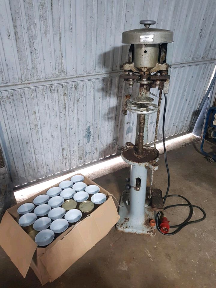 Dosenverschlussmaschine in Daaden