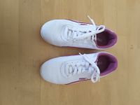 Sportschuhe Sneaker Hallenschuhe Puma weiß pink 36 37 wie NEU Bayern - Schwabmünchen Vorschau