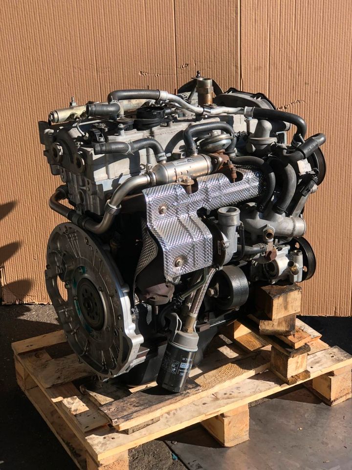 Motor 2.8 CRD VM 26C JEEP CHEROKEE KJ LIBERTY 87TKM KOMPLETT in Berlin