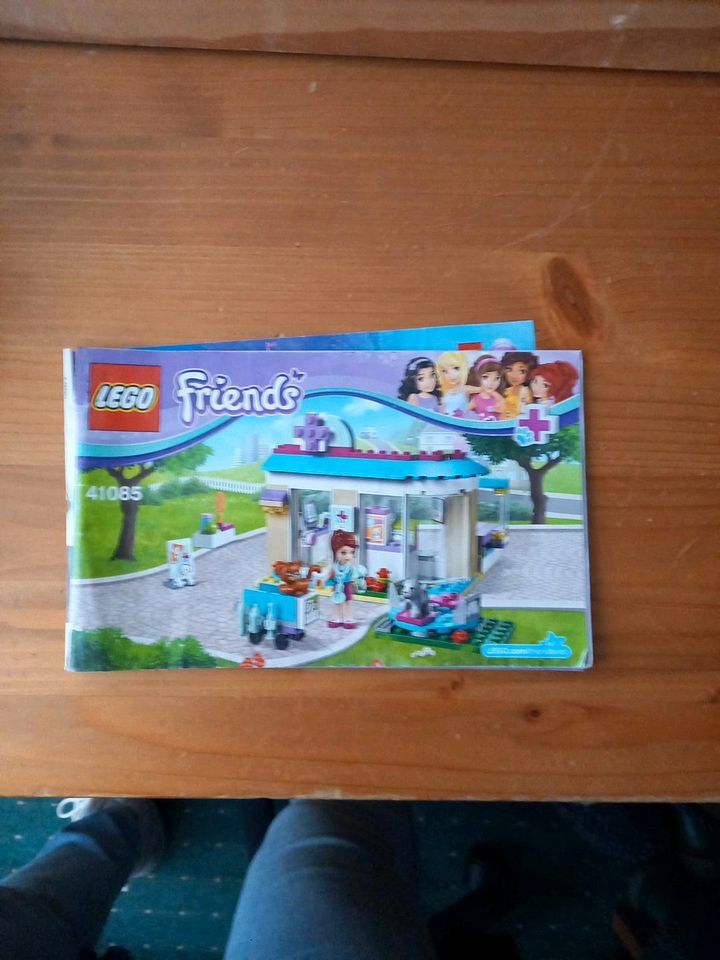 Lego friends  kleine Tierklinik 41085 in Berlin