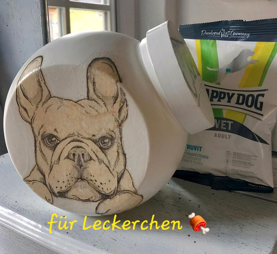 Schraubglas für Leckerchen oder als Lampe Bulldogge Shabby in Ruppichteroth