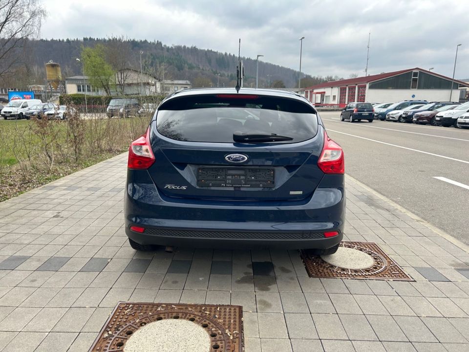 Ford Focus Lim. SYNC Edition/GEPFLEGT .. in Heidenheim an der Brenz