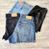 Shorts / Jeansshorts Niedersachsen - Celle Vorschau