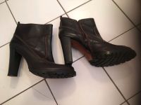 Schwarze Stiefel aus Italien,  Leder, Gr 40 Friedrichshain-Kreuzberg - Kreuzberg Vorschau